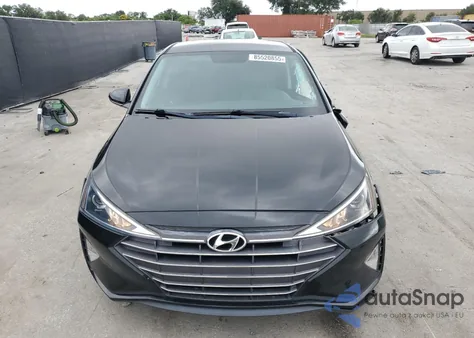 2019 Hyundai Elantra Se z USA, uszkodzony, nr VIN 5NPD74LFXKH441175